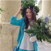 Laureata con il massimo dei voti in Lingue moderne, letteratura e traduzione impartisce lezioni private e ripetizioni di lingua inglese e letteratura